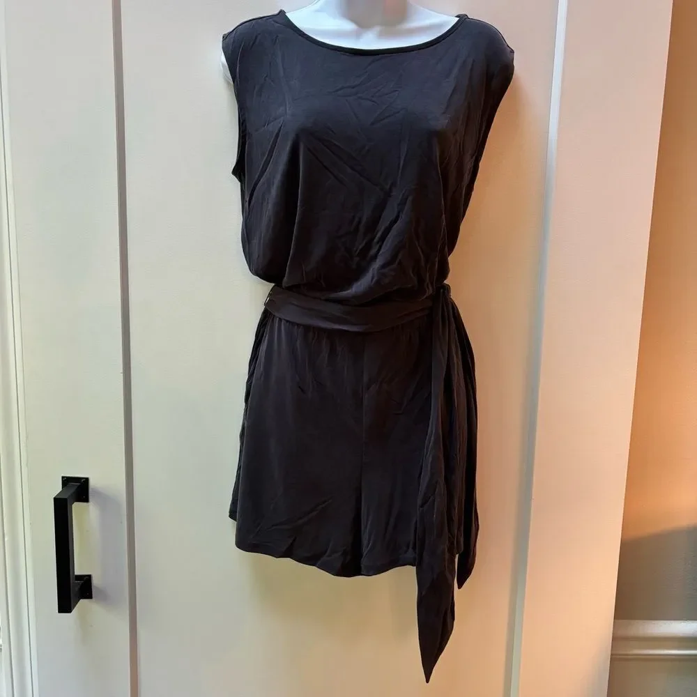 LOFT Black Sleeveless Belted Romper – Size M